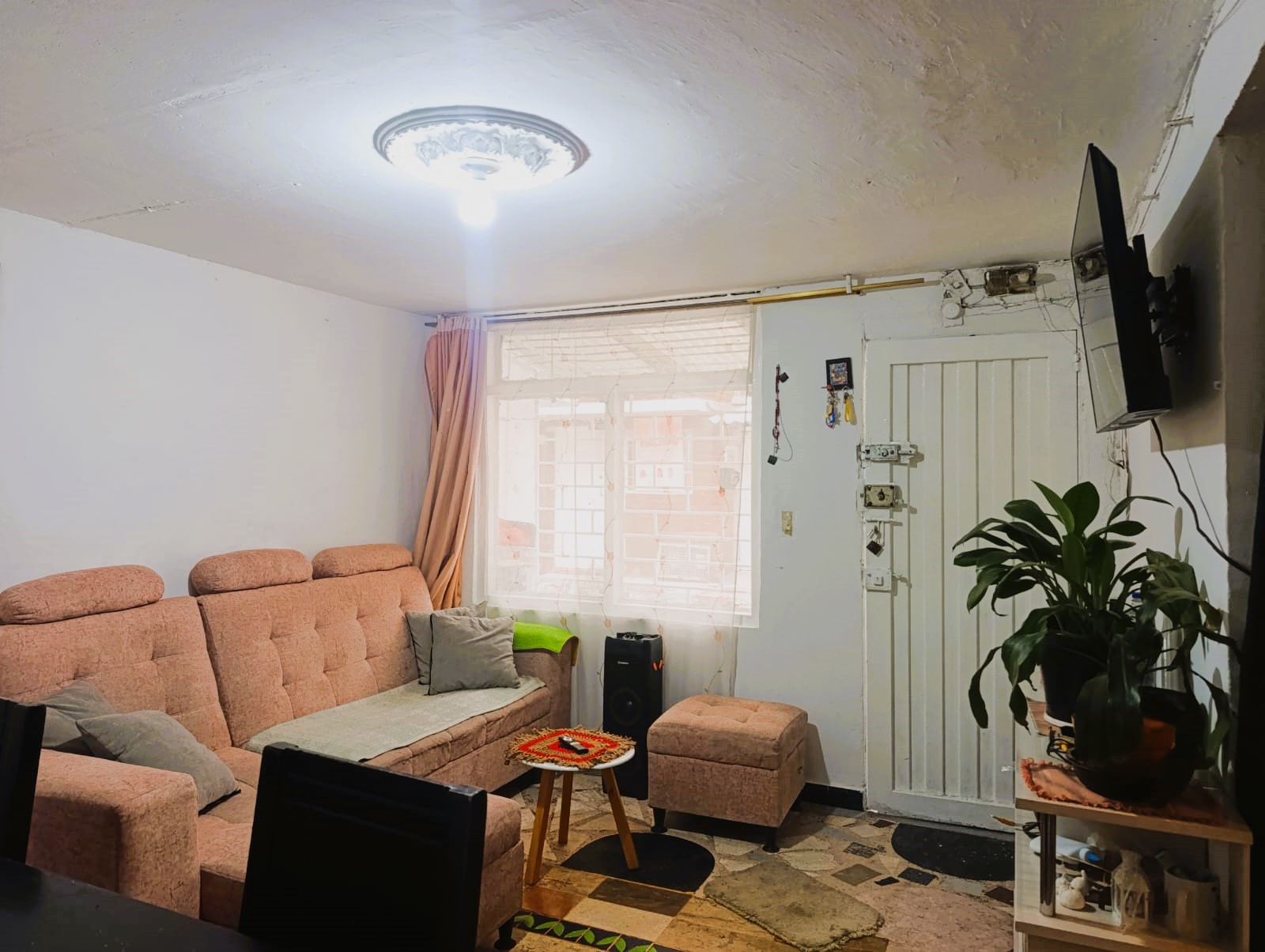 26-09 APARTAMENTO COMPARTIR SOACHA PISO 1